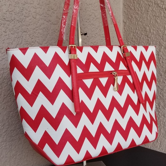 Handbag - Picture 2 of 2